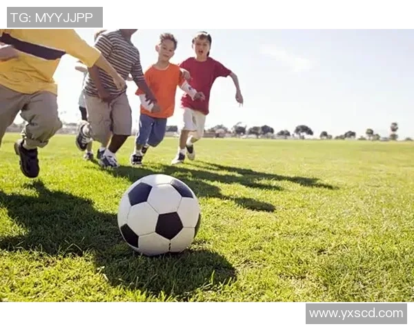 足球明星与他的爱侣共同谱写幸福篇章的甜蜜生活